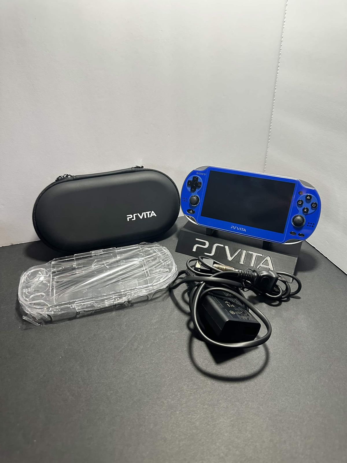 PS Vita-1100 OLED – 128GB SD2VITA • Custom Firmware • Excellent Condition