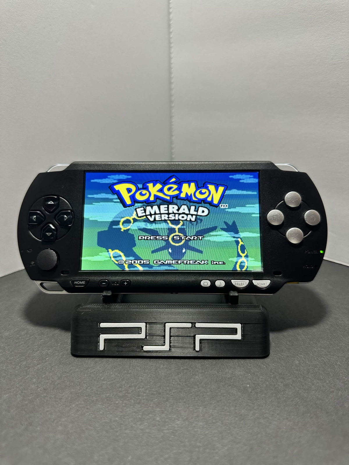 PSP-1000 – IPS Screen Upgrade • 64-128GB • Custom Firmware • Excellent Condition