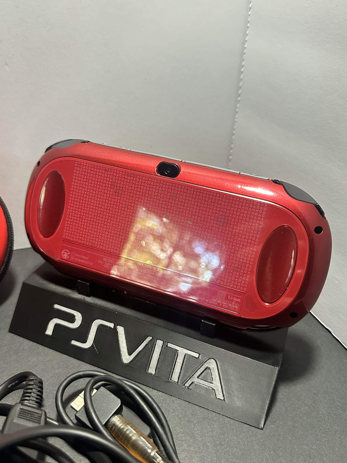 PS Vita-1000 OLED – 128GB SD2VITA • Custom Firmware • Excellent Condition
