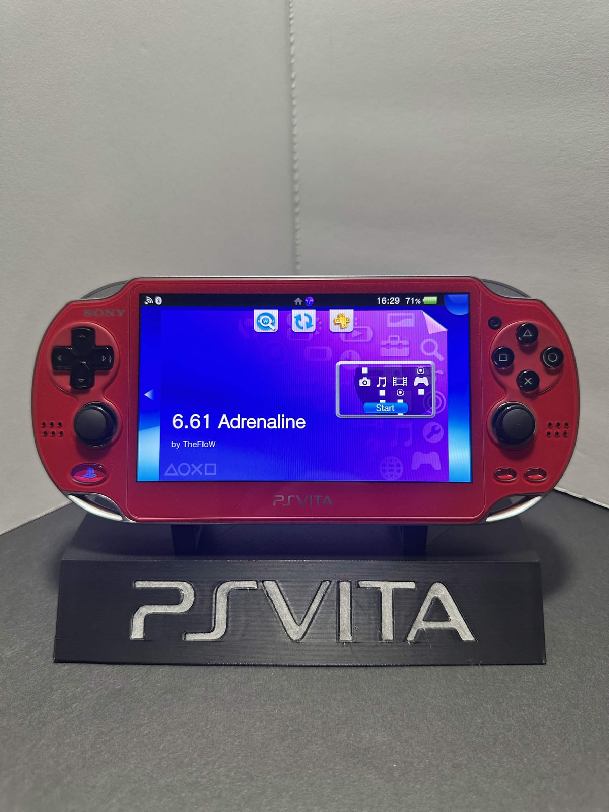 PS Vita-1000 OLED – 128GB SD2VITA • Custom Firmware • Excellent Condition