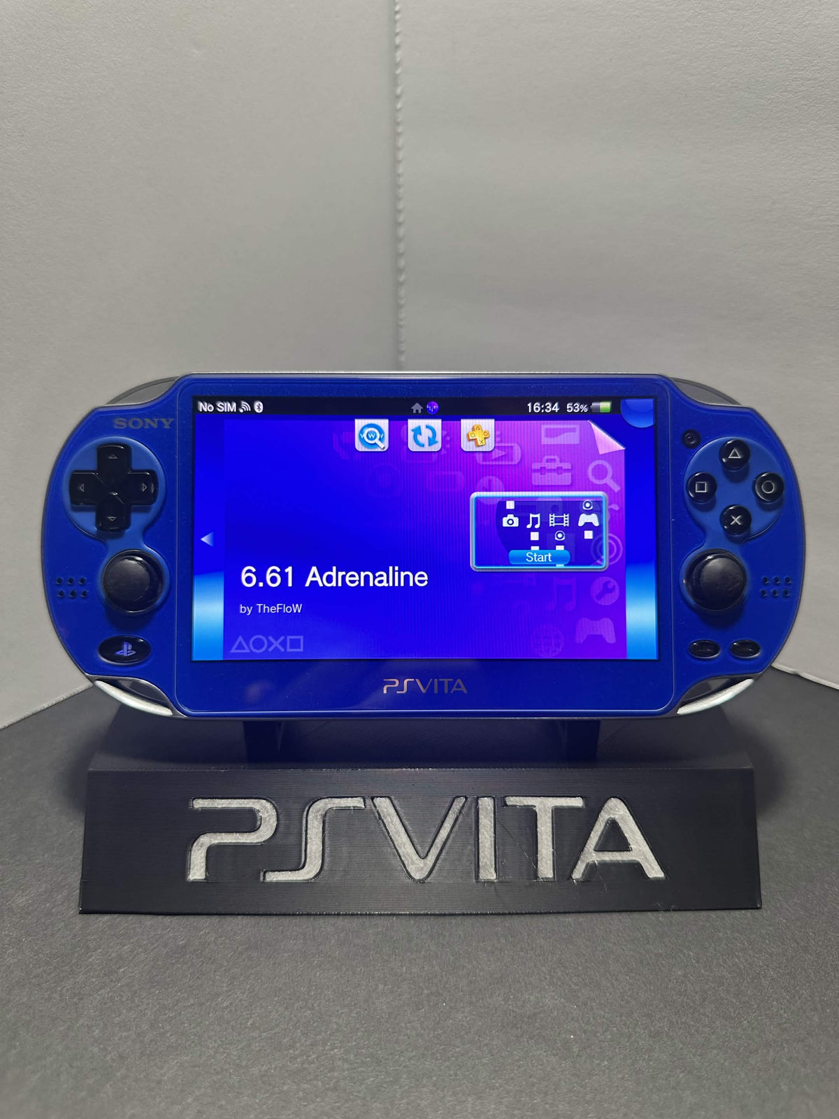 PS Vita-1100 OLED – 128GB SD2VITA • Custom Firmware • Excellent Condition