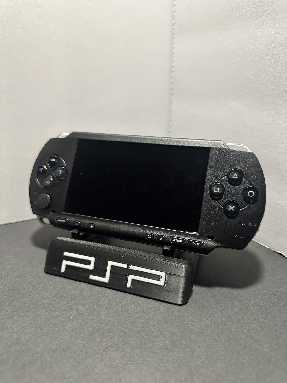 PSP-1000 – IPS Screen Upgrade • 64-128GB • Custom Firmware • Good Condition