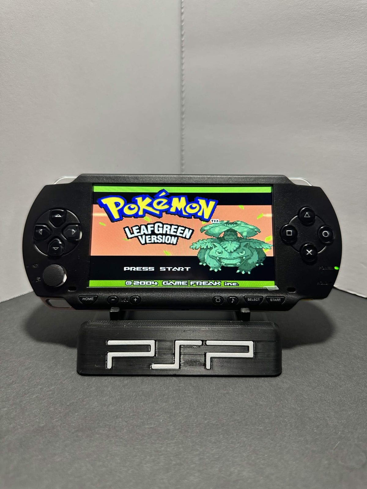 PSP-1000 – IPS Screen Upgrade • 64-128GB • Custom Firmware • Good Condition