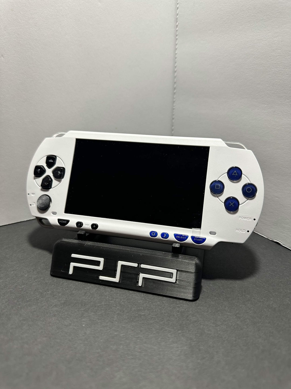 PSP-1000 – IPS Screen Upgrade • 64-128GB • Custom Firmware • Good Condition