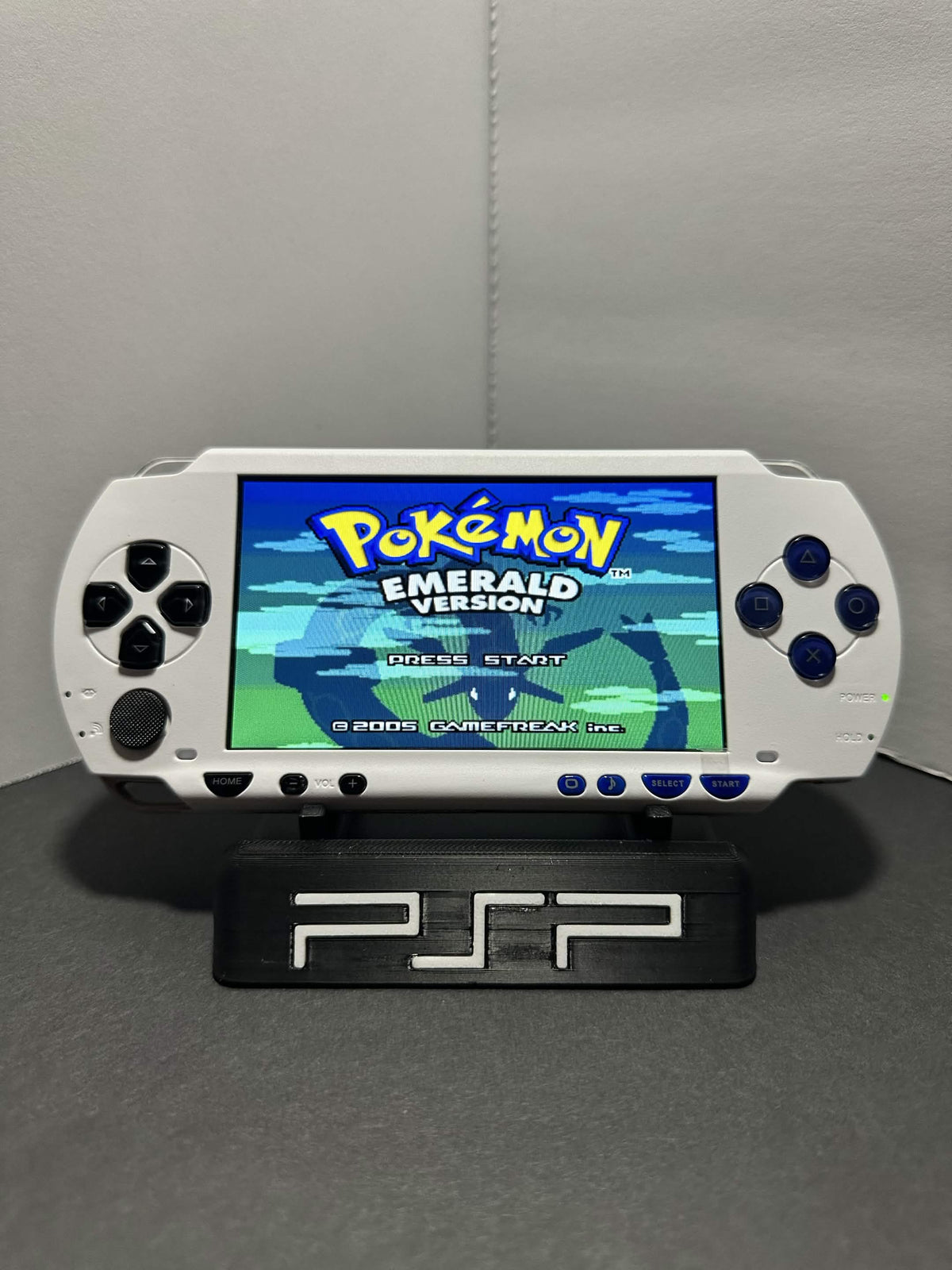 PSP-1000 – IPS Screen Upgrade • 64-128GB • Custom Firmware • Good Condition
